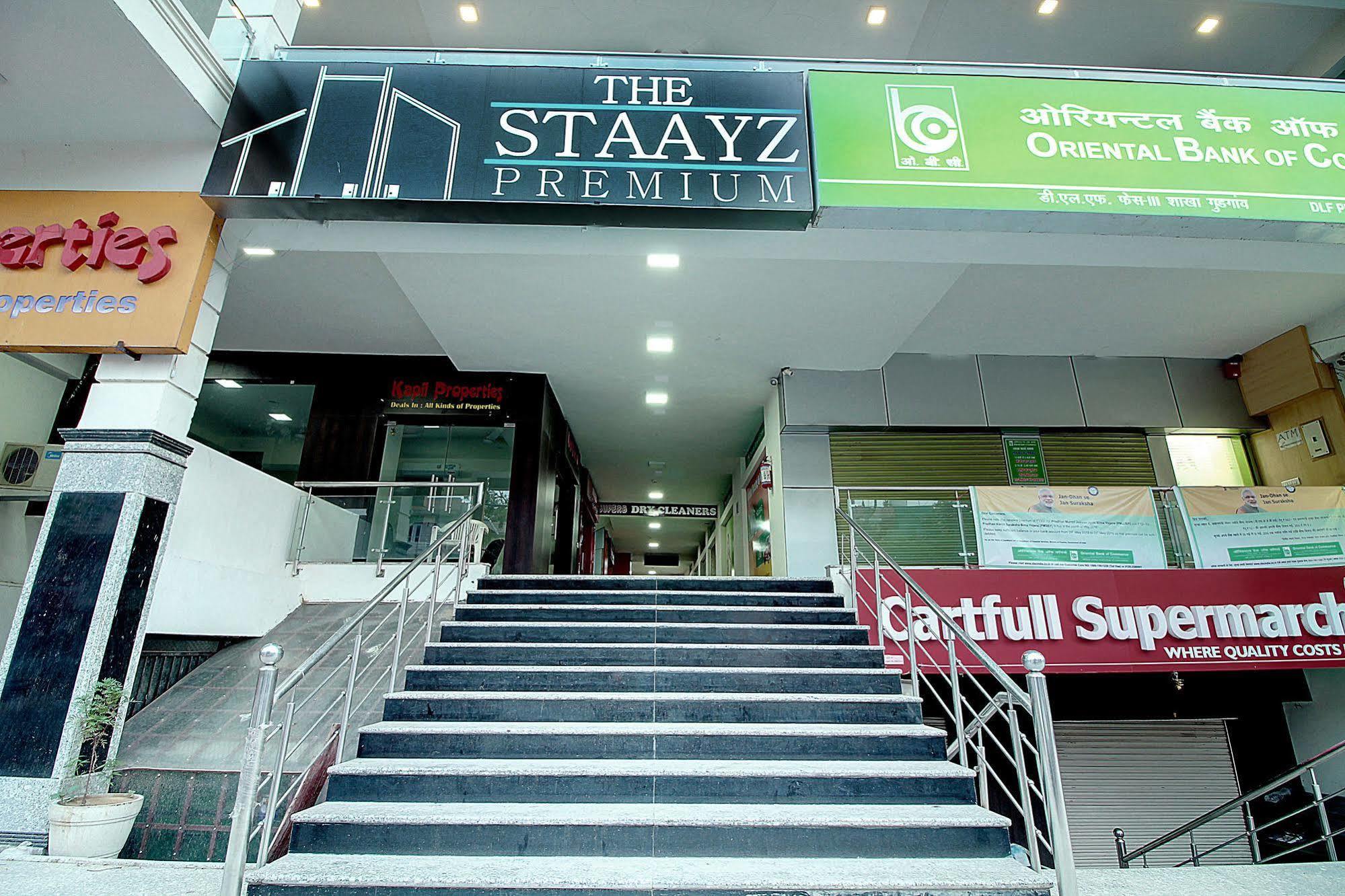 Hotel STAAYZ Premium Gurgaon Exterior foto