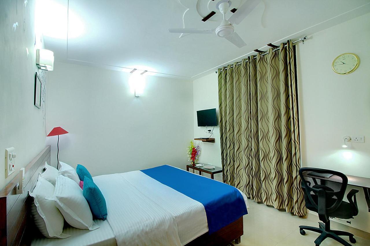 Hotel STAAYZ Premium Gurgaon Exterior foto