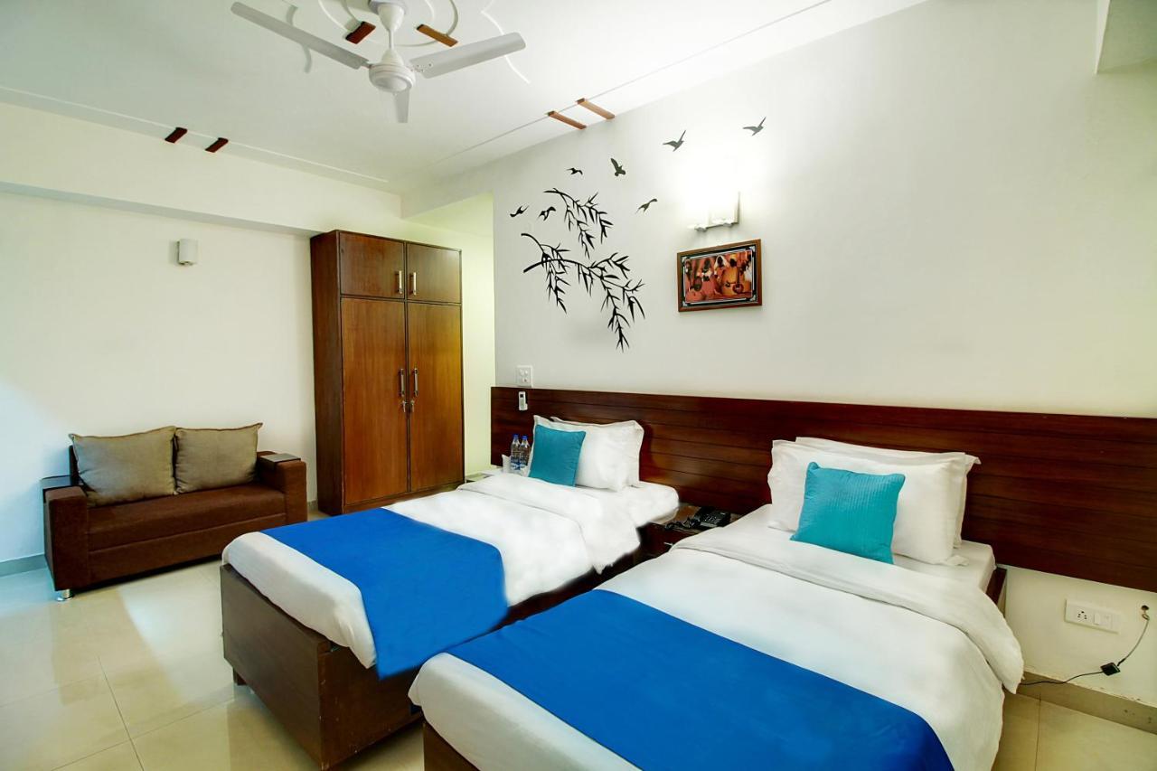 Hotel STAAYZ Premium Gurgaon Exterior foto